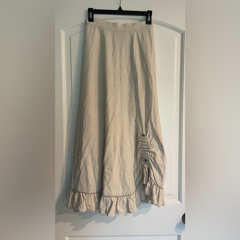 Vintage Prairie Victorian Women's Cream Maxi Skirt with Ruched Detail